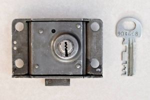 locks:we_30c.jpg locks:we_30c.jpg